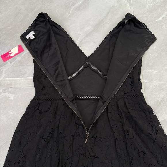 Women’s Xhilaration Target Lace V-Neck Cut Out Sleeveless Dress Size Medium - Picture 11 of 16